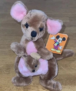 VTG Disneyland Walt Disney World Kanga & Roo Plush Winnie The Pooh Kangaroo Tag - Picture 1 of 11