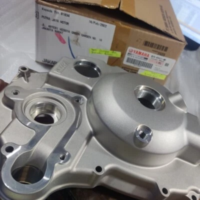 Genuine Part Yamaha XMAX 300 2017-2019 Water Pump Cover Housing B74-E5417-00 - Imagem 1 de 4