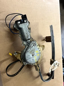 1980-1992 CADILLAC FLEETWOOD BROUGHAM RWD RIGHT REAR - Picture 1 of 3