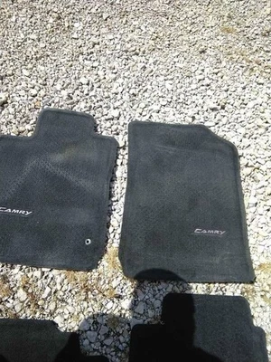 Alfombrillas Toyota Camry 2007-2011 OEM color gris/negro Foto 1 de 3