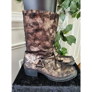 Simply Vera Wang Women Metallic Leather Upper Round Toe Side Zip Mid Calf Boots - Picture 1 of 12