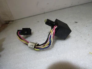 Interruptor de luz de freno prefacelift Jeep Cherokee XJ 56006248 - Imagen 1 de 7