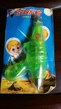 BNEW VINTAGE SPARKING SPACE RAY GUN
