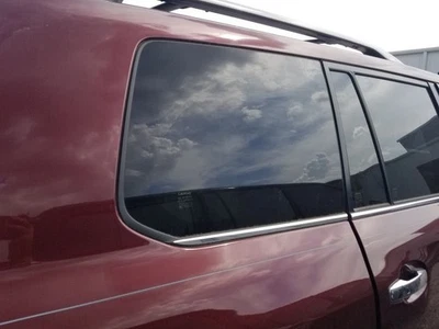 08 2008 LEXUS LX570 QUARTER GLASS RIGHT PASSENGER  Foto 1 de 4