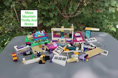 LEGO® Friends 41135 Livi’s Pop Star House ¡Incompleto! ¡Sin minifiguras! ¡Como está! Foto 1 de 4