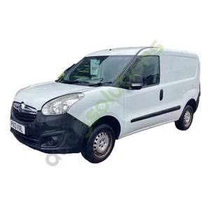 VAUXHALL Combo D MKIII Power Steering Pump 95526026 - Picture 1 of 9