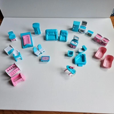 ENORME lote de muebles de casa de muñecas Toys R Us Fisher Price MY SWEET HOME de colección Foto 1 de 4