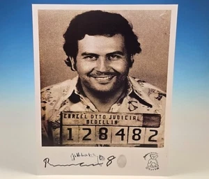 Pablo Escobar Mugshot Foto signiert Bruder Roberto Autogramm Fingerabdruck Narcos - Bild 1 von 5