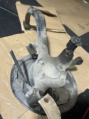 Mitsubishi Eclipse 2000-05 husillo trasero/nudillo lado derecho del pasajero sin ABS fabricante original Foto 1 de 4