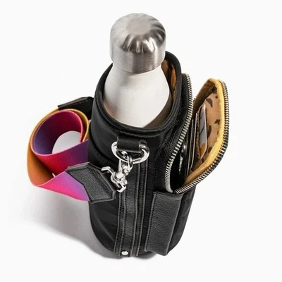 Garrafa de água Aimee Kestenberg On Top Of The World tiracolo alça arco-íris - Imagem 1 de 4