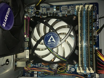 Intel i7 870+ Gigabyte P55UD3L+8GB ram+ Masterizzatore DVD Samsung+Nvidia 480gtx - Immagine 1 di 2