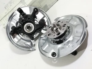Buje de rueda portabicicletas par de muslos de eje Mercedes W209 CLK trasero L+R reacondicionado - Imagen 1 de 14