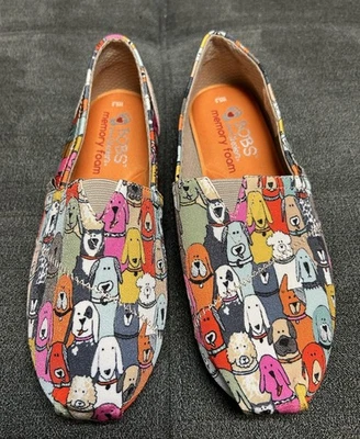 Zapatos sin cordones BOBS para perros. Mujer Talla 6.5. Perros multicolores. Memory Foam So Foto 1 de 4