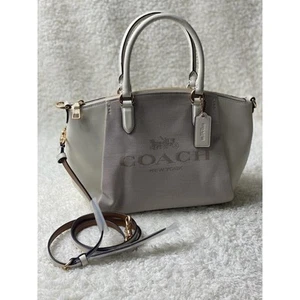 Borsa a tracolla Elise con stampa cavallo e carrozza firmata COACH - Foto 1 di 9