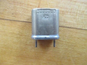 10.059 MC MHz Radio de cuarzo CRYSTAL HC-6/u 10059 KC khz (modo fundamental) - Imagen 1 de 4