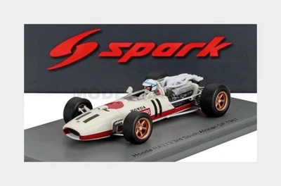 SPARK-MODEL S6222 HONDA - F1 RA273 N 11 3rd AFRICAN GP 1967 JOHN SURTEES - WHITE - Immagine 1 di 2