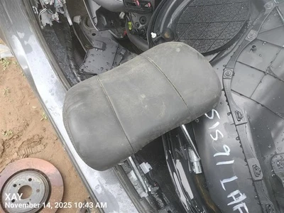 BLK RIGHT REAR HEADREST 89705-3N500-NVR 2014 HYUNDAI EQUUS Foto 1 de 4