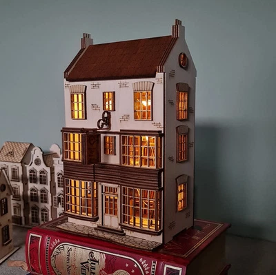 Kit Miniatura Modelo "La Antigua Librería" Kit, Casa de Muñecas, Kit Hágalo Usted Mismo Escala 1;48 - Imagen 1 de 4