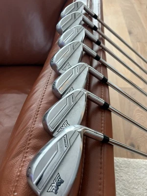 MINT PXG 0211 Xcor2 Iron set - includes new PXG Sunday bag - Image 1 of 4