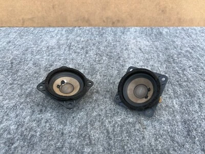 INFINITI M37 M35H M56 Q70 2011-2019 OEM CUBIERTA TRASERA TWEETERS SISTEMA DE AUDIO BOSE Foto 1 de 4