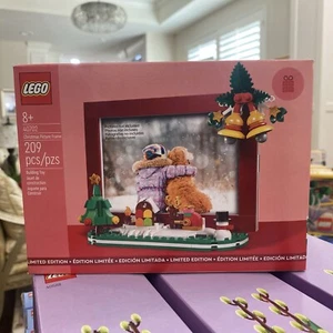 LEGO 40702 Limited Edition Christmas Picture Frame 209pcs New - Picture 1 of 7