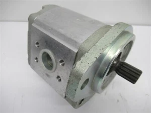 Rexroth 0510 825 035, AZPG-Series Hydraulic Gear Pump - Picture 1 of 3