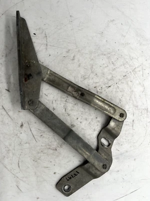 Capó delantero VW Volkswagen Corrado capó bisagra izquierda conductor 535 823 301 Foto 1 de 3