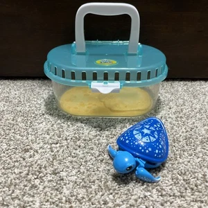 LITTLE LIVE PETS TURTLE Great Working Condition Blue Starry Turtle w/Case - Picture 1 of 9
