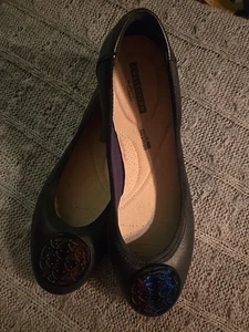 CLARKS - Women's Collection Slip On Loafers - Size 7.5M - Black - Picture 1 of 8