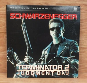 The Terminator 2 Judgment Day (Widescreen 2 Disc LaserDisc)Arnold Schwarzenegger - Picture 1 of 2