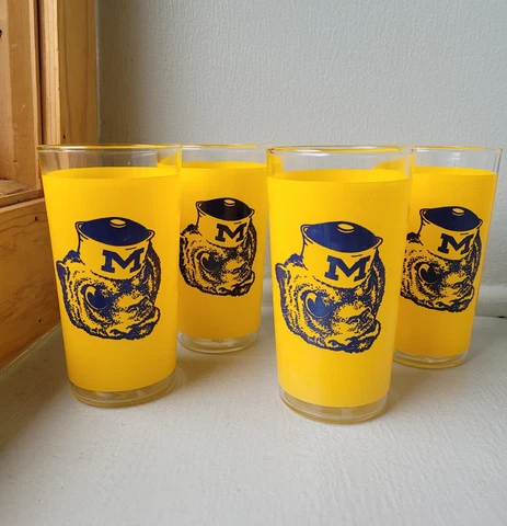 Set of 4 Vintage University of Michigan Glass Tumblers mid century 1950s/60s Cover