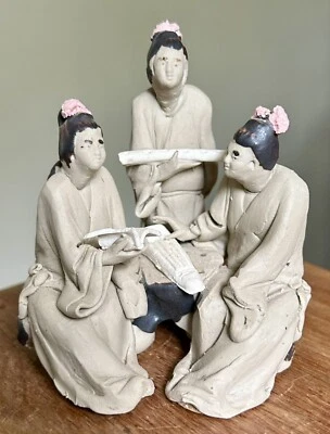 Estatuillas asiáticas finas de 3 inmortales con arcos rosas raras (?) Foto 1 de 4