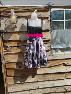 Vintage City Triangles Kleid 13/14 rosa schwarz Spitze Tüll Abschlussball Party Y2K Goth - Bild 1 von 5