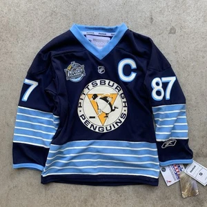 Reebok Sidney Crosby Pittsburgh Penguins 2011 Winter Classic Jersey Youth small - Picture 1 of 8