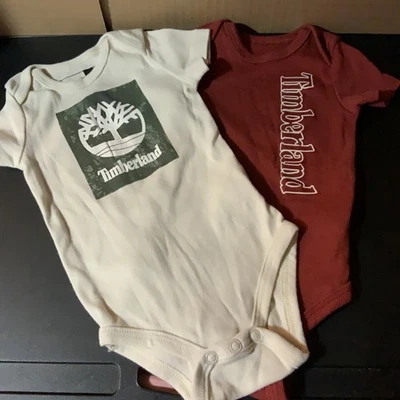 Timberland Bebé 6-9 Meses Manga Corta Body (2) Usado Foto 1 de 4