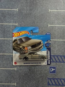 Hot Wheels '89 Mercedes-Benz 560 SEC AMG New 2025 Silver/Gold - Picture 1 of 2