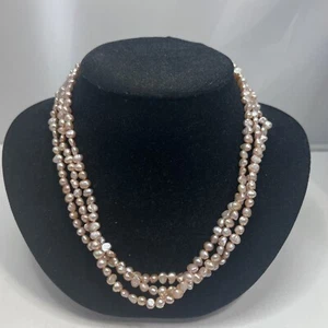 Beautiful Triple 3 Strand Pink Twist Pearl Gold Tone Clasp Necklace - Picture 1 of 3