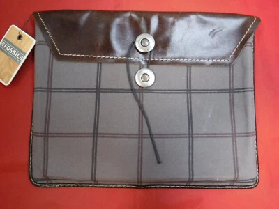 Funda para Tableta FC8 NUEVA CON ETIQUETAS Fossil Parcel Multi Marrón Lona a Cuadros con Cuero Foto 1 de 4