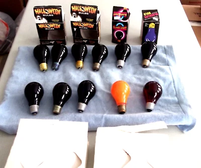Lote De 11 Bombillas Vintage Fiesta Halloween 1 Naranja 1 Rojo 9 Blacklight TRABAJO PROBADO Foto 1 de 4