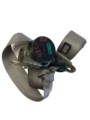 Cinturón de seguridad trasero Hyundai Accent 2000-2002 cinturón de regazo y hombro lado derecho derecho derecho derecho Foto 1 de 4