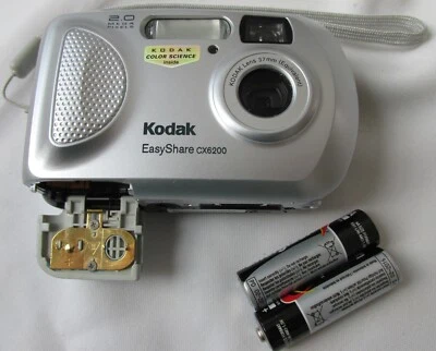 Kodak EASYSHARE CX6200 2.0MP Digital Camera - Silver - Image 1 of 4