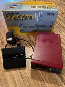 Sistema de disco Nintendo Famicom HVC-022 en caja NUEVO CINTURÓN adaptador de CA vendedor de EE. UU. - Imagen 1 de 15