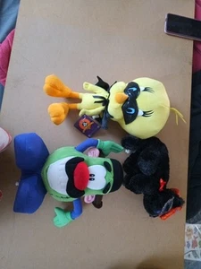 VTG Looney Tunes Tweety Bird with Mask Cape 14” Plush Stuffed Animal 2003 Nanco - Picture 1 of 17