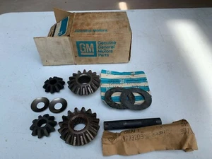 GM 9785784 Differential Side and Pinion Gear with Gears Shaft and Washers "NOS" - Bild 1 von 8