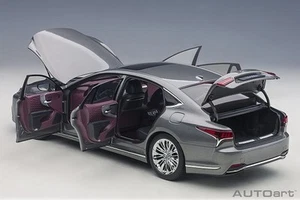 AUTOart Lexus LS 500h 2018 manganese luster met 1:18 78867 - Picture 1 of 1