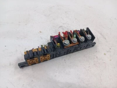 Scatola fusibili AUDI A6 Avant 4B5, C5 8L0941822A 896083000 1.90 27166440 - Immagine 1 di 3