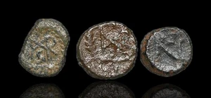 IMPERIO ROMANO. Lote de 3 Nummus con monogramas, Marciano y León I - Imagen 1 de 2
