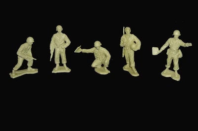 Conjunto de brinquedos soldados de brinquedo MARX Gallant masculino leve OD verde campo de batalha Segunda Guerra Mundial - Imagem 1 de 2