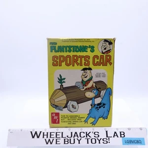 Flintstone's Sports Car w/ Dino AMT Model Kit 1974 Assembled - Picture 1 of 1
