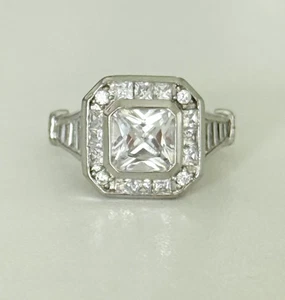 925 Sterling Silver Clear CZ Sparkly Halo Square Cut Band Ring Size 6 - Picture 1 of 11